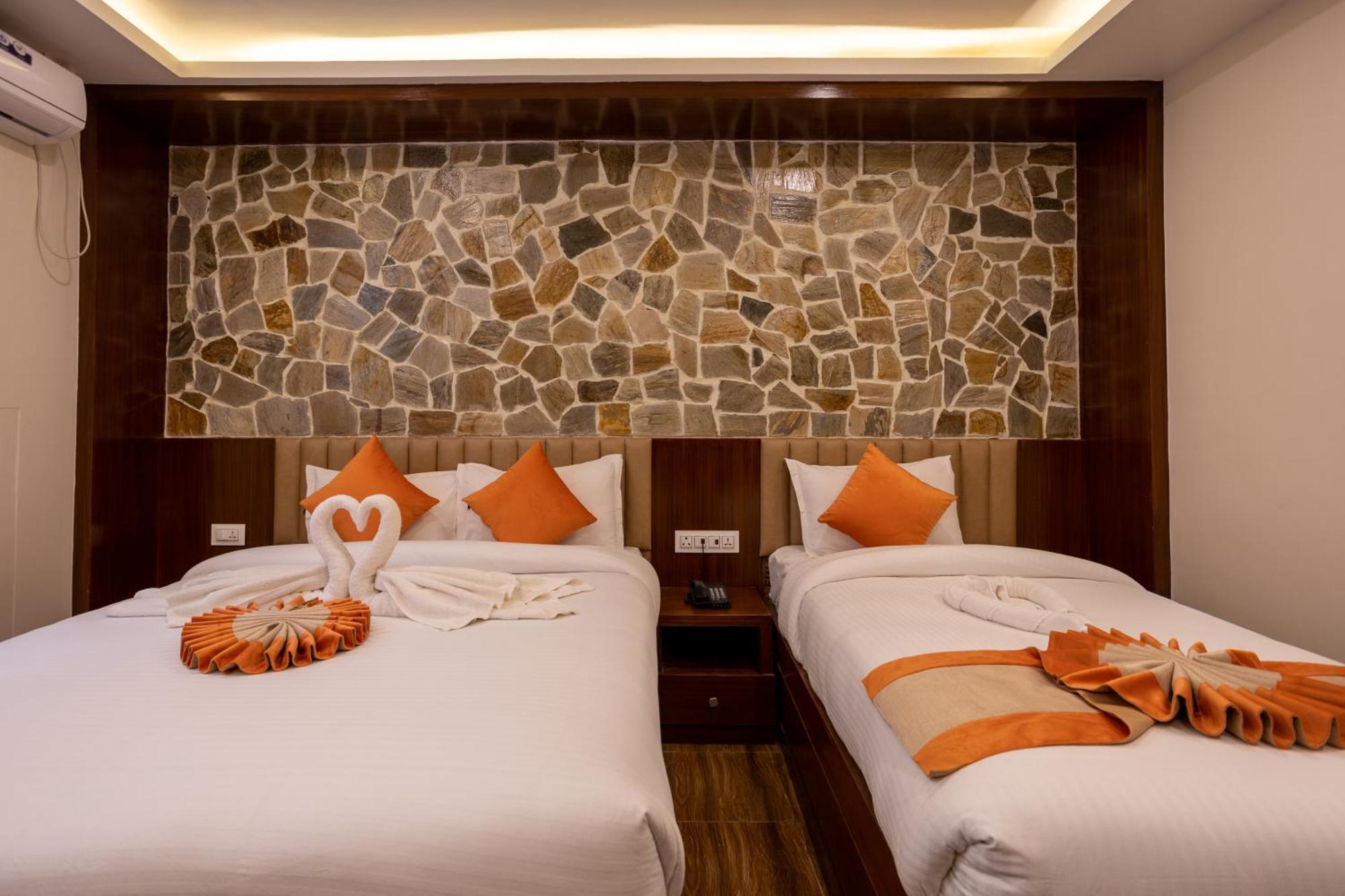 Airport Himalaya Boutique Hotel Katmandu Dış mekan fotoğraf